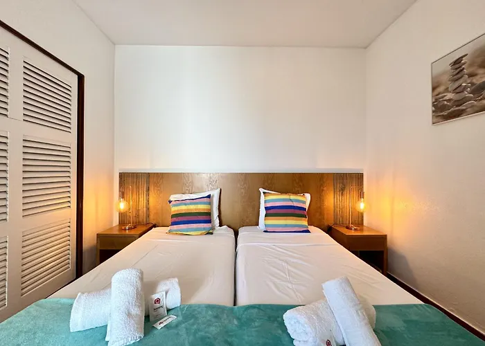 Ocean View Iii By Homing 阿尔布费拉