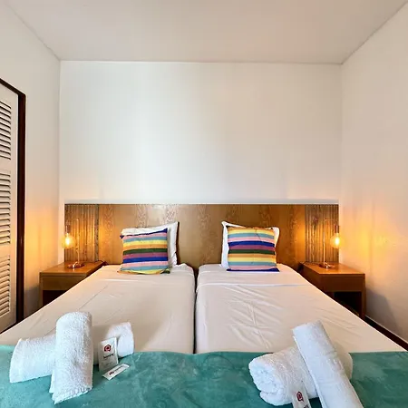 Ocean View Iii By Homing 알부페이라