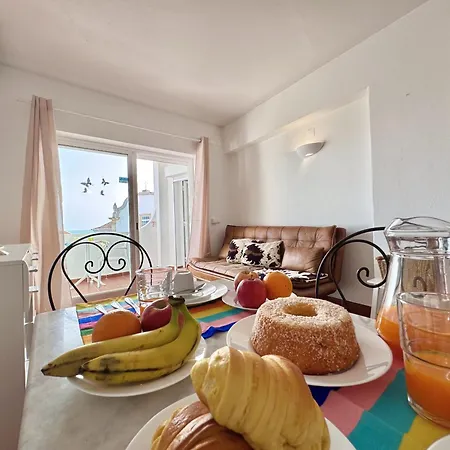 Ocean View Iii By Homing * 알부페이라